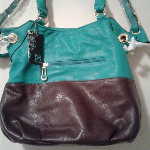 Purses - Picture 4 of 9